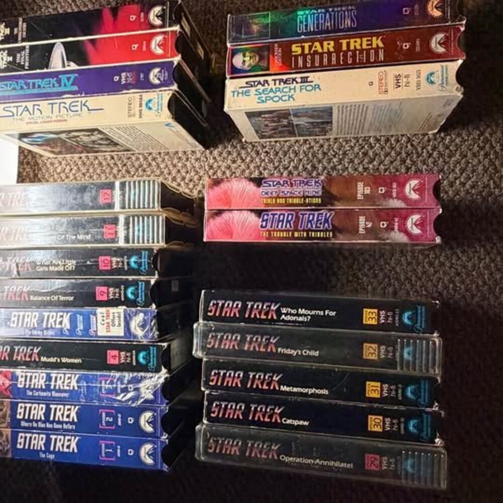 Star Trek vhs bundle (26 vhs) - Picture 1 of 6